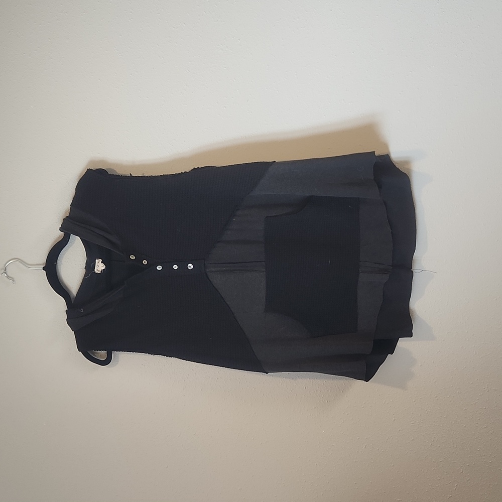 POL sleeveless hoodie